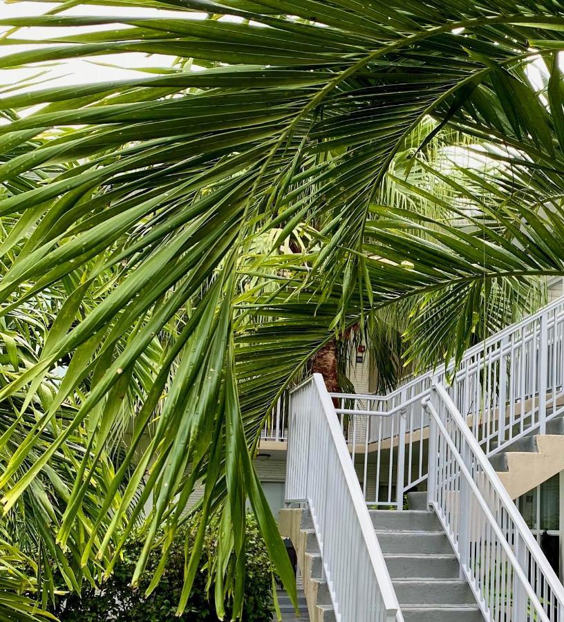 Bh Club By The Guild Bay Harbor Islands Exterior foto